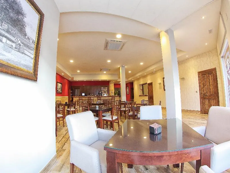 Hostal Garlu La Rambla  Penzion La Rambla (Cordoba)